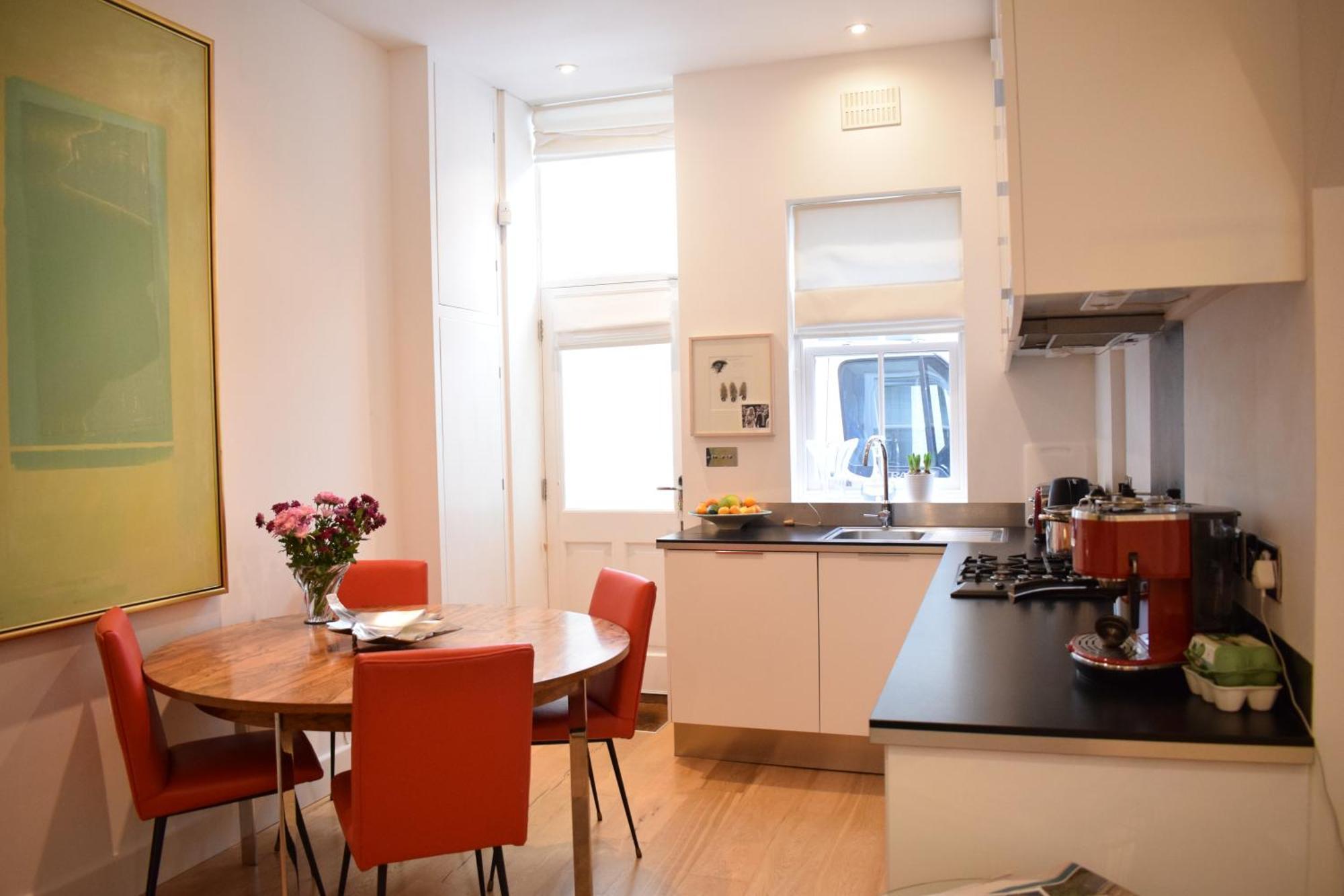 Chic 1bd Flat - 11mins To Holland Park Kensington *